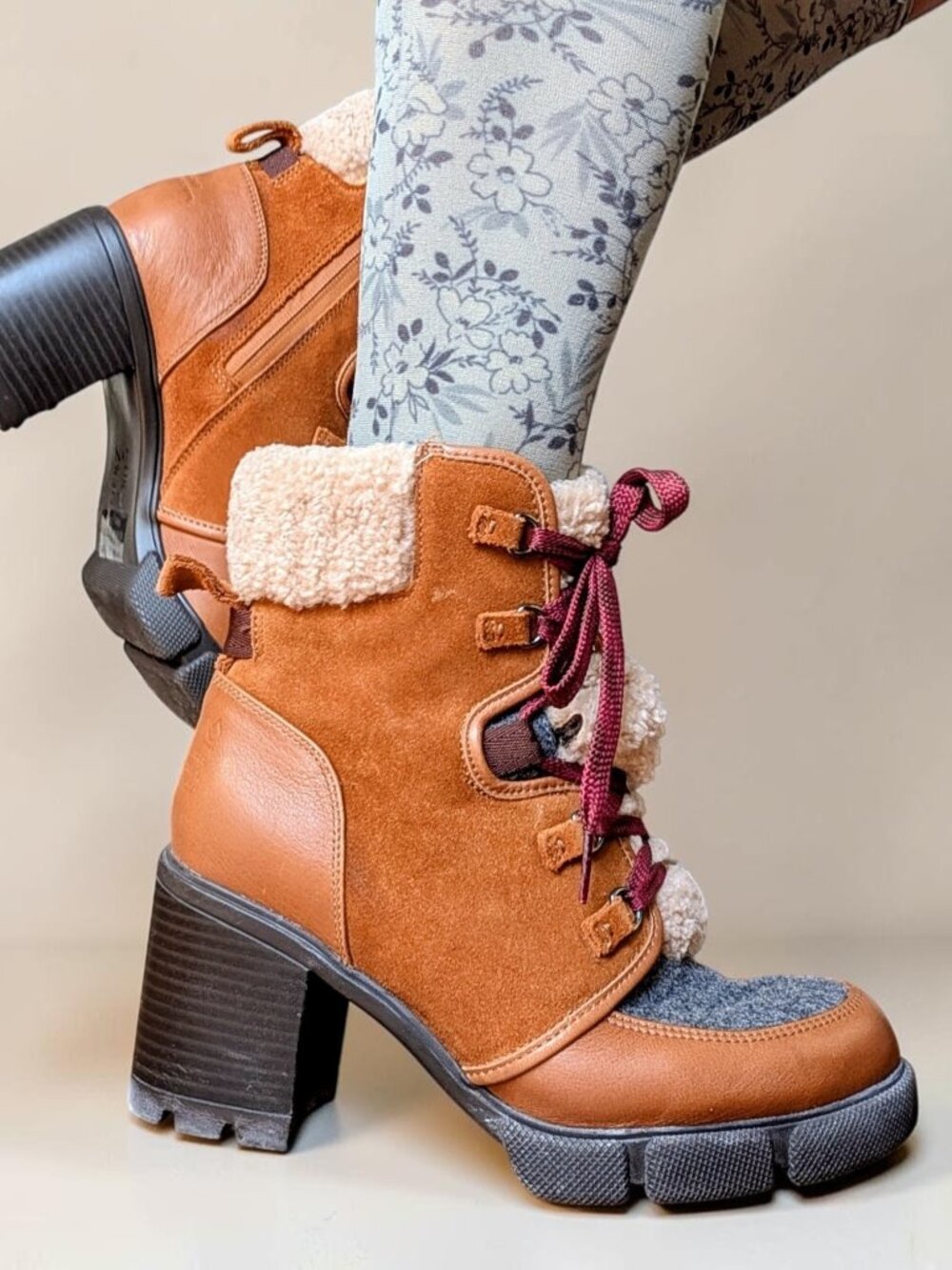 Naturalizer Myla waterproof fairy cottage chunky platform colorblock boot 7.5 US